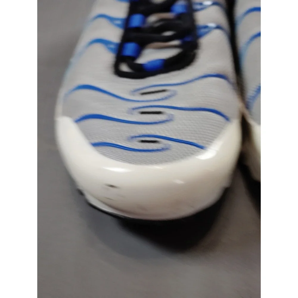 Nike Air Max Plus GS 7Y/WM 8.5 Grey Royal Blue CD0609‑019 Running Sneaker Shoes*